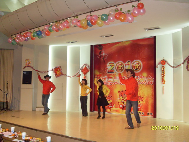 久久精品国产亚洲āv电影