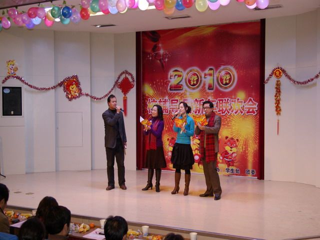 久久精品国产亚洲āv电影