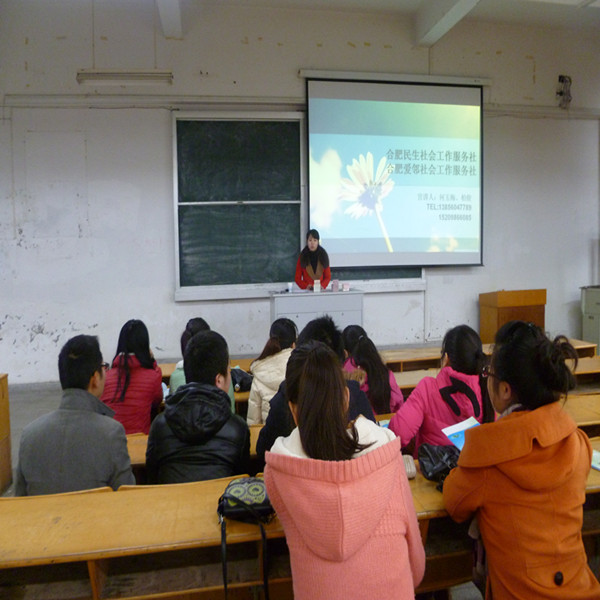 久久精品国产亚洲āv电影